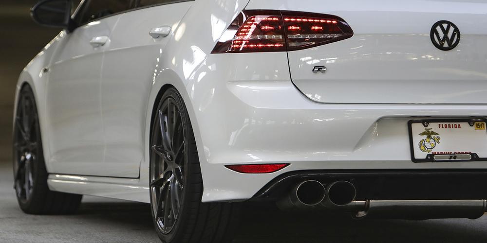 Volkswagen Golf R